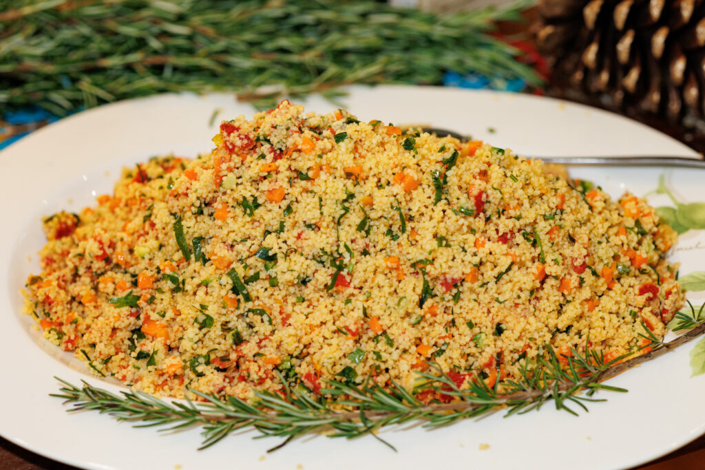 Cuscuz marroquino do cardápio de encomendas do Quintana Gastronomia para a Ceia de Natal 2025 em Curitiba.